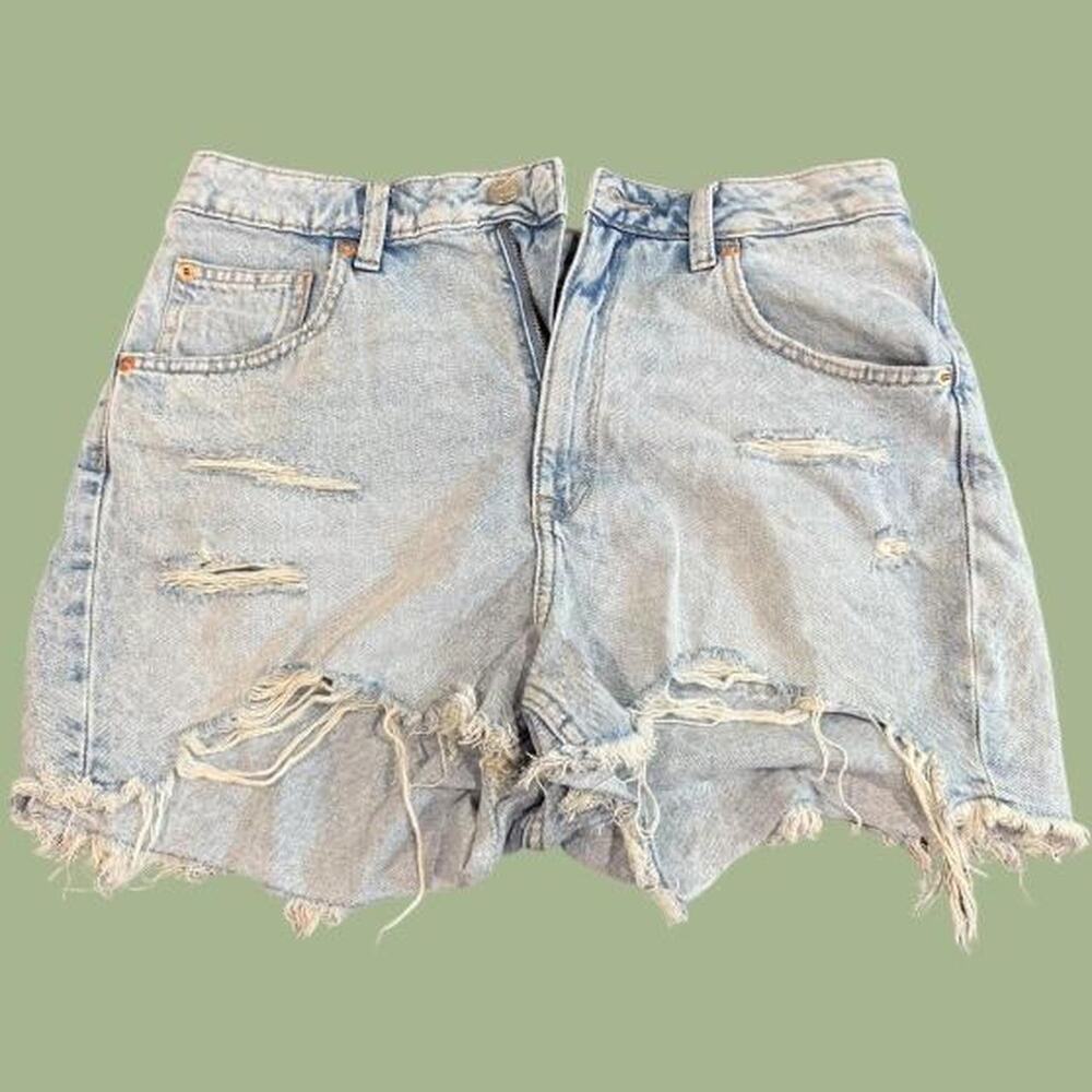 H&m distressed light wash